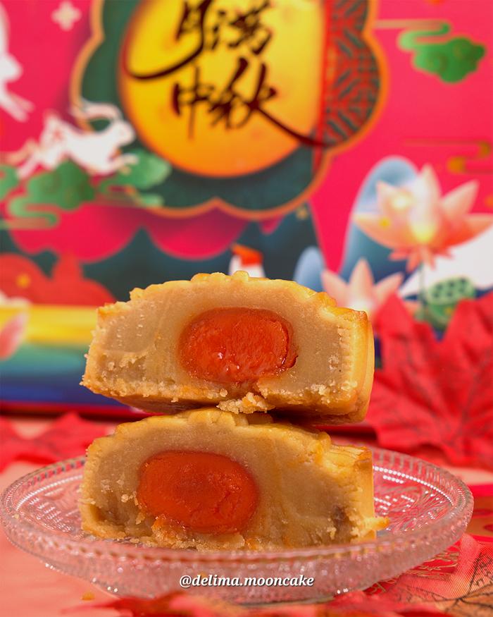 Gambar Delima Mooncake / Kue Bulan Delima Isi 4 - Kacang Hijau, Tanpa Telur dari Delima Mooncake Jakarta undefined Tokopedia