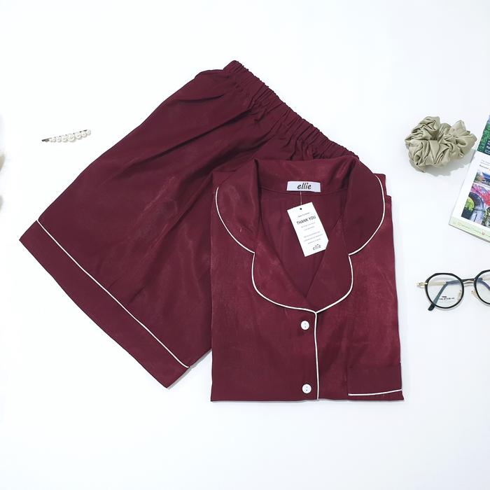 Gambar PIYAMA TENCEL SILK WANITA CELANA PENDEK / HP - Deep maroon dari Elliepajamas undefined Tokopedia