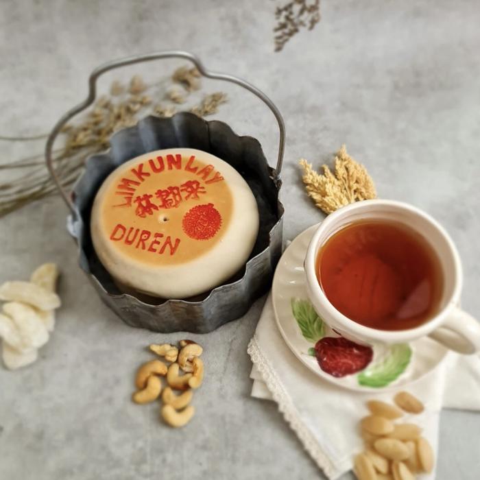 Gambar KUE BULAN MOON CAKE HOMEMADE ASLI TANGERANG ENAK TANG CU PIA dari Estoreid13 undefined Tokopedia