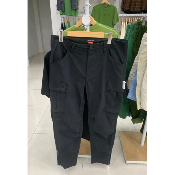 Gambar GREENLIGHT Celana Cargo Ariel Noah ORIGINAL SLIM FIT - Hitam, 30 dari storeapong undefined Tokopedia
