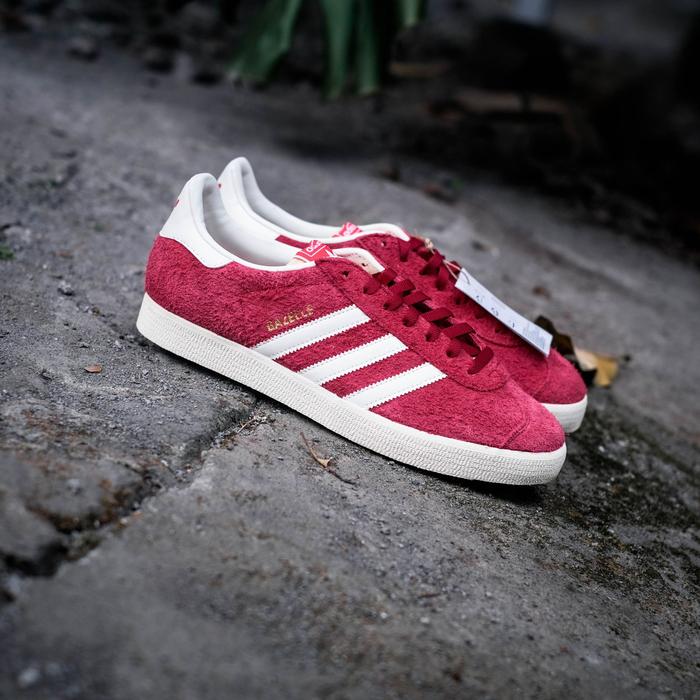 adidas gazelle silver green womens Women's adidas Gazelle Indoor Shoes