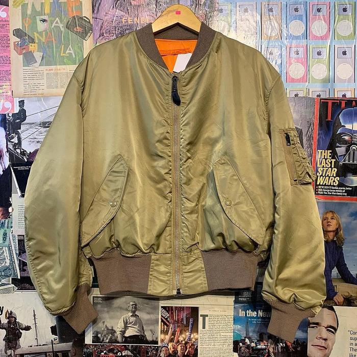 HK4S/2025/0331】◎AMIRI Bones Bomber MA1