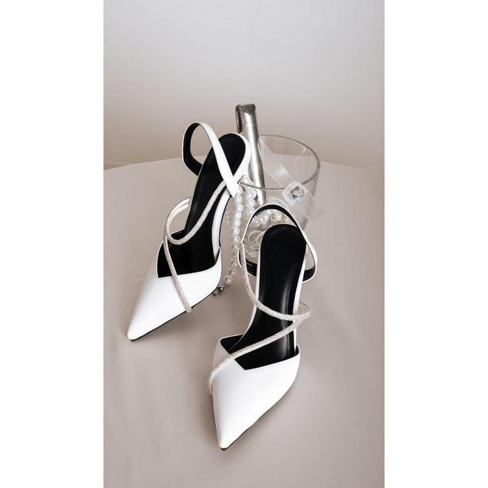 Gambar XY [BUY 2 GET 10% OFF] Dawn Heels (9cm) � Bien Bali | Bien the Label | Sepatu Heels Wanita | Heels Pesta | Wedding Shoes | Heels Kngan | Heels Wisuda | Sepatu Pesta | Heels 9cm | Heels Mewah | Heels Pesta - White, 39 dari tokomurah020 undefined Tokopedia