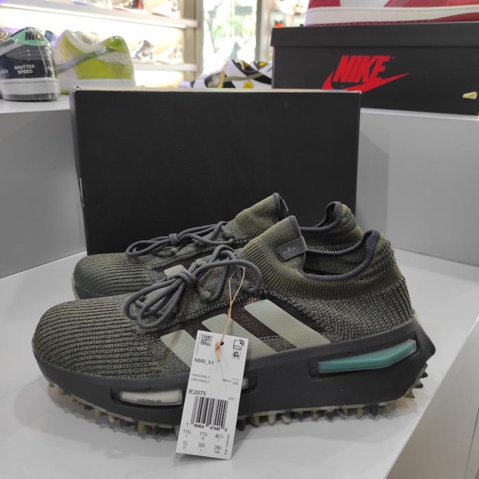 adidas gazelle silver green womens NMD_R1 W – Seek Indonesia main image 1