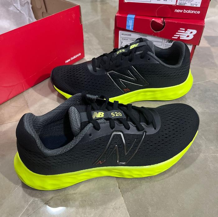 Gambar Sepatu running New Balance M 520 V8 original BNIB - Hitam, 42 dari Arumsport undefined Tokopedia