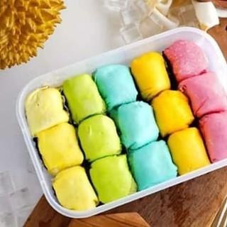 Gambar Pancake Durian Medan Mini Rainbow isi 21 Duren Asli Medan Grosir - ISI 15PCS dari Madania Muslim Store undefined Tokopedia