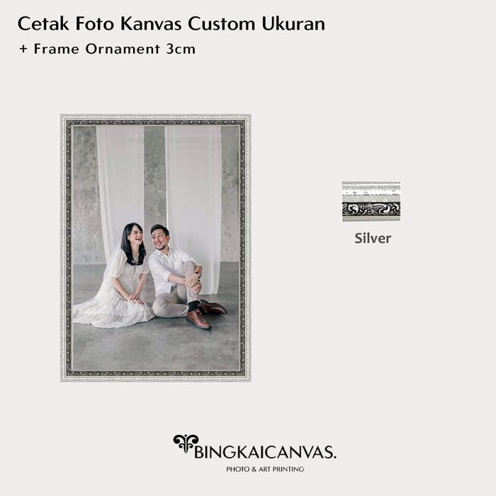 Gambar Cetak Foto Bingkai Kanvas Bingkaicanvas.id 10r - 20r Frame Ornament 3cm Aestethic varian Ukuran - Silver, 20x20 dari bingkaicanvas undefined Tokopedia