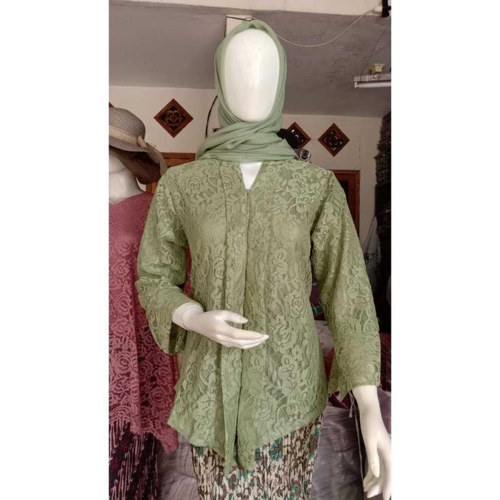 Gambar Atasan Kebaya Modern Floy Brokat Mocca Pilihan Warna - Sage, M dari Toko Kebaya Nusantara undefined Tokopedia