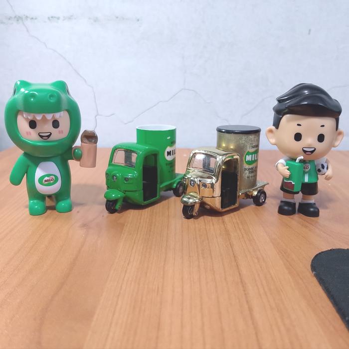 Gambar Figur Pop mart Milo Dino Milo Boy dan Diecast mobil Milo dari ToysQuest undefined Tokopedia