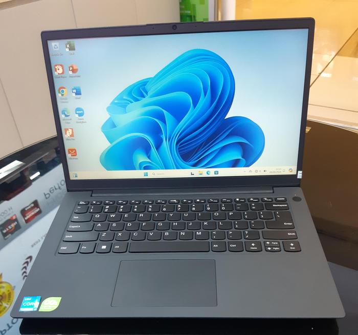 lenovo高性能CPUi7最新Win11メモリ8GB高速SSD240G＋HDD Lenovo高性能CPU Core i7 メモリ8GB高速SSD240GB HDMI出力 Wifi対応