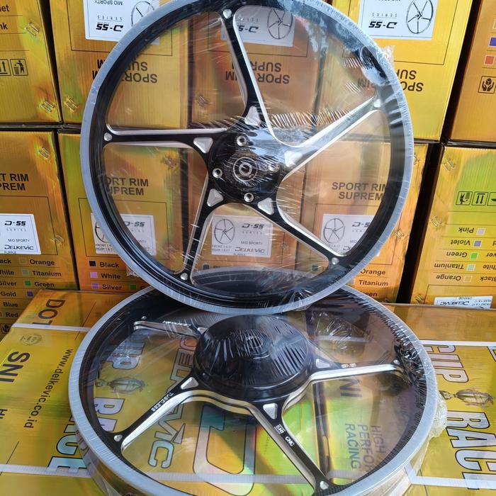 Gambar Velg Delkevic D55 Metic 17-140/160 Vario125/150&Mio - Black, Vario125/150 dari galerimotor12 undefined Tokopedia
