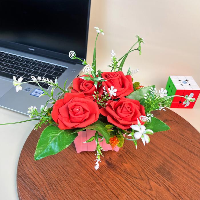 Gambar Tanaman Hias Pot Bunga Mawar Mini Plastik Dekorasi Rumah Artificial - Merah dari UNICO.indonesia undefined Tokopedia