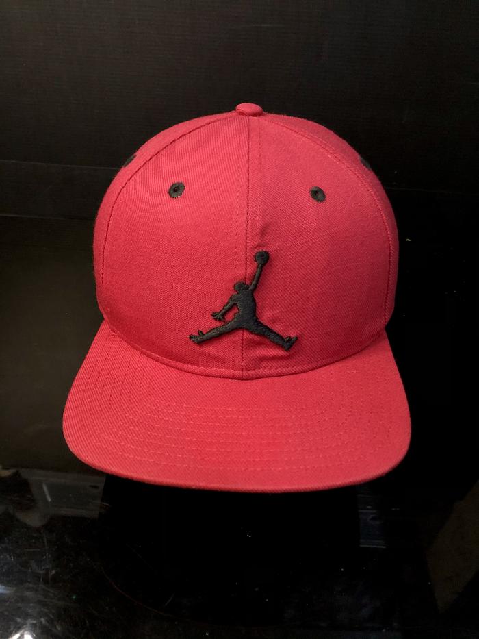Gambar Topi Snapback Air Jordan Original Topi Air Jordan Topi snapback Jordan dari Hoop Essentials818 undefined Tokopedia