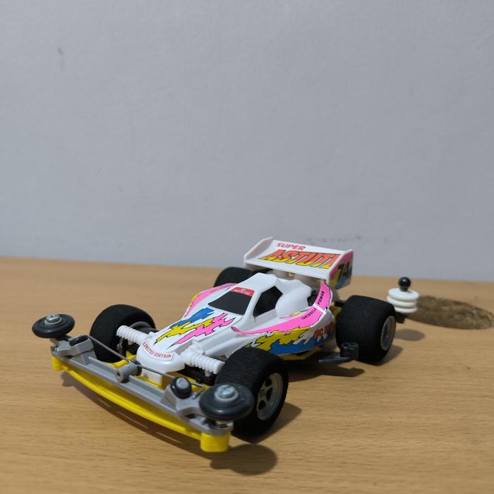 VOITURE DE COURSE électrique 4 roues motrices Tamiya Porsche 911Gt3 Cup