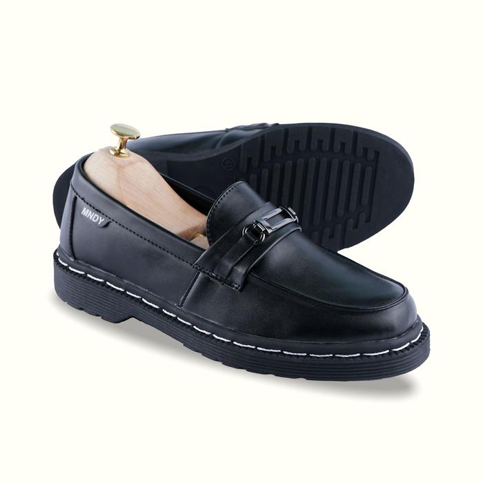 Gambar Sepatu Loafers Pria Monday Covlet - 39 dari RAJA D SHOP undefined Tokopedia