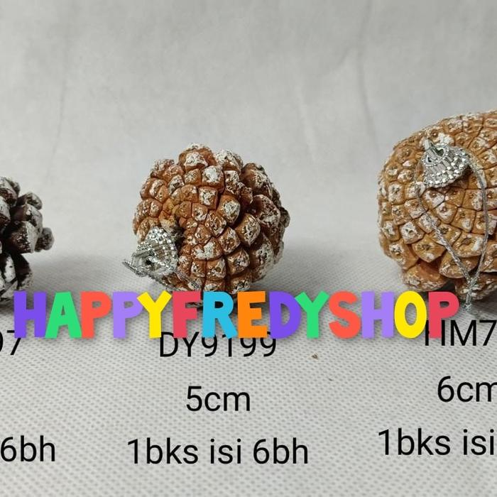 Gambar hiasan pinus gold isi 6 pinus natal - larde 6cm dari happy fredy shop undefined Tokopedia