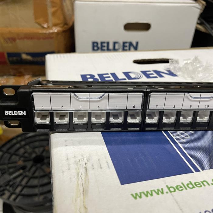 Jual Belden patch panel utp cat 6 24 port lengkap - Putih, 1 UNIT ...