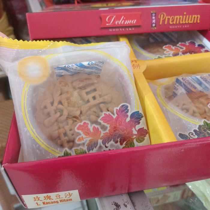 Gambar DELIMA MOONCAKE PREMIUM BOX - RASA CEK VARIAN - kcg hitam dari CM-Sh0p undefined Tokopedia