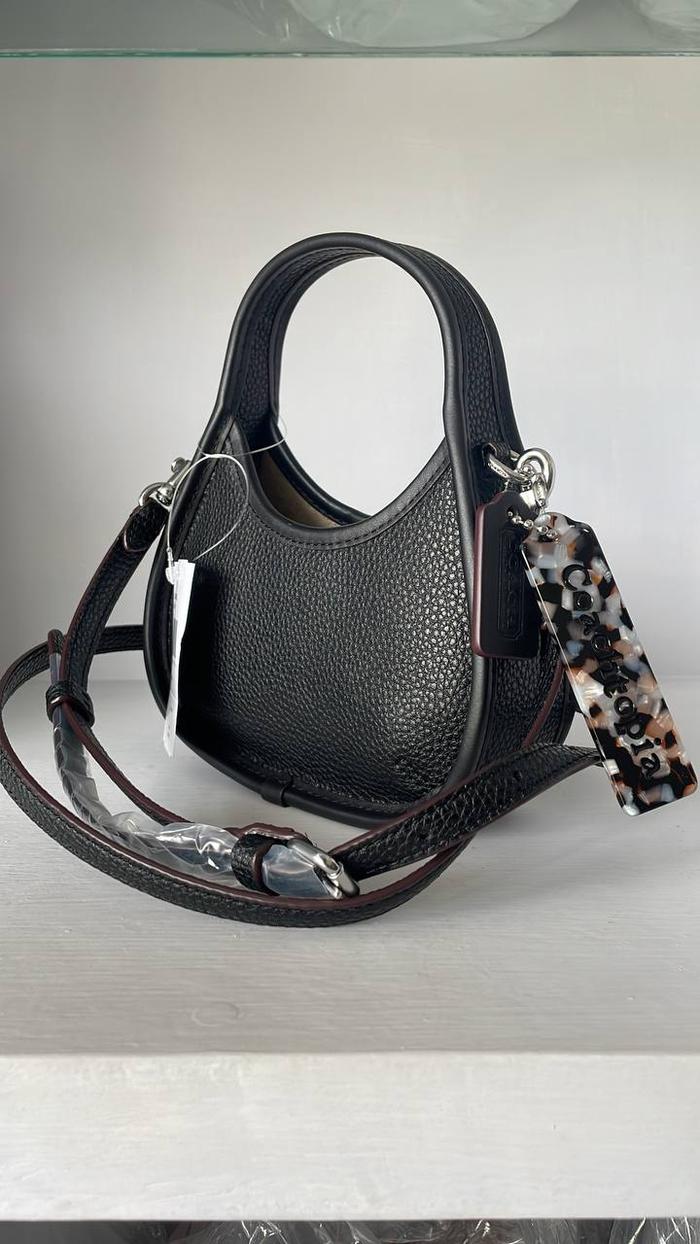 Gambar COC CO662 BAG l TAS WANITA l TAS BRANDED l HAND BAG l SLING BAG l COC MINI ERGO BAG AUTHENTIC dari FridabagsandBeyond undefined Tokopedia