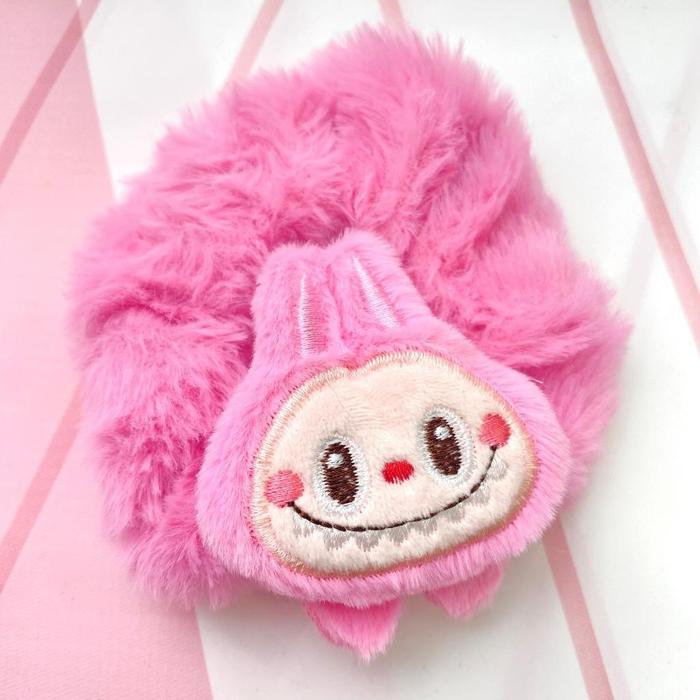 Gambar GTT Ikat Rambut Bulu Halus Model Boneka Monster Kecil Kunciran Lucu - PINK dari Grosir Termurah Tercepat undefined Tokopedia