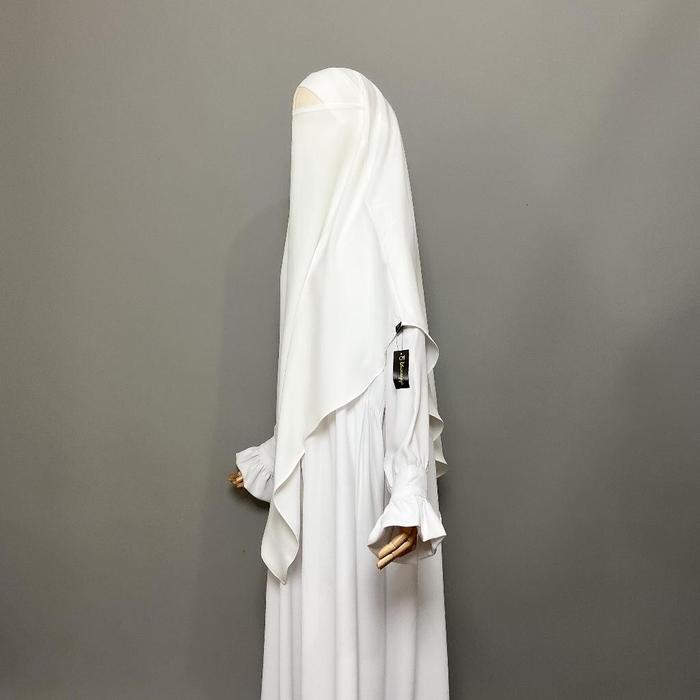 Gambar French khimar khadijah bahan mazen anti uv sultan model lancip by tsurayya - White, M dari Asiyahhijabstore undefined Tokopedia