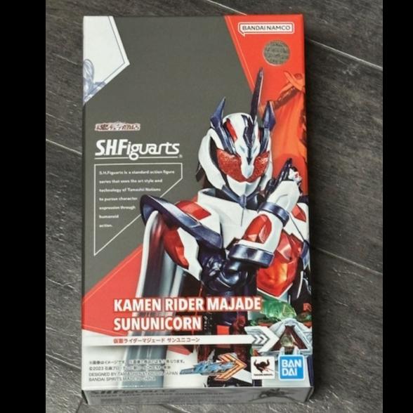 Gambar SHF / S.H Figuarts Kamen Rider gotchard series - Majade Sun Unicorn - Fullpayment dari kid0-place undefined Tokopedia