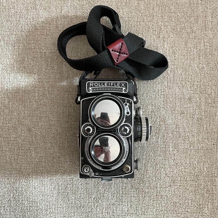 Jual Rolleiflex Kamera Film Analog Medium Format TLR (bukan