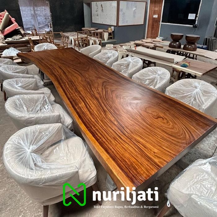 Meja Makan Minimalis Trembesi