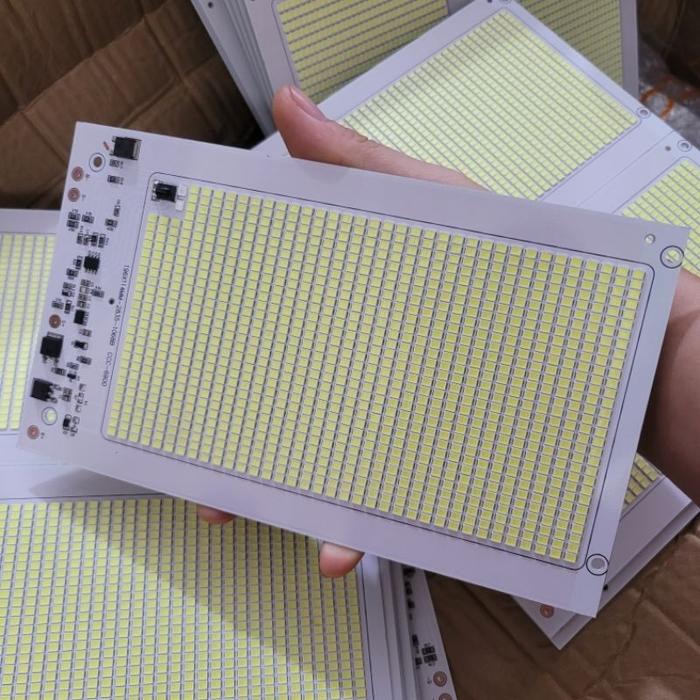 Gambar Papan Led Besar smd 2835 input 3.2v 3.7v - 4.2v 18650 32650 DIY lampu panel surya emergency - LED 6900 dari Beeze Part undefined Tokopedia