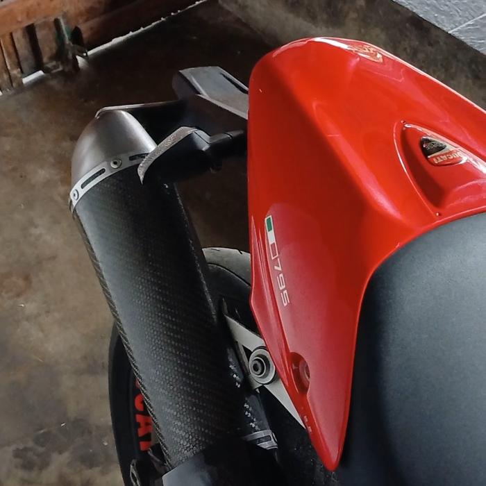 Gambar Knalpot Termignoni Ducati 795 carbon ori dari Maxwin Rc undefined Tokopedia