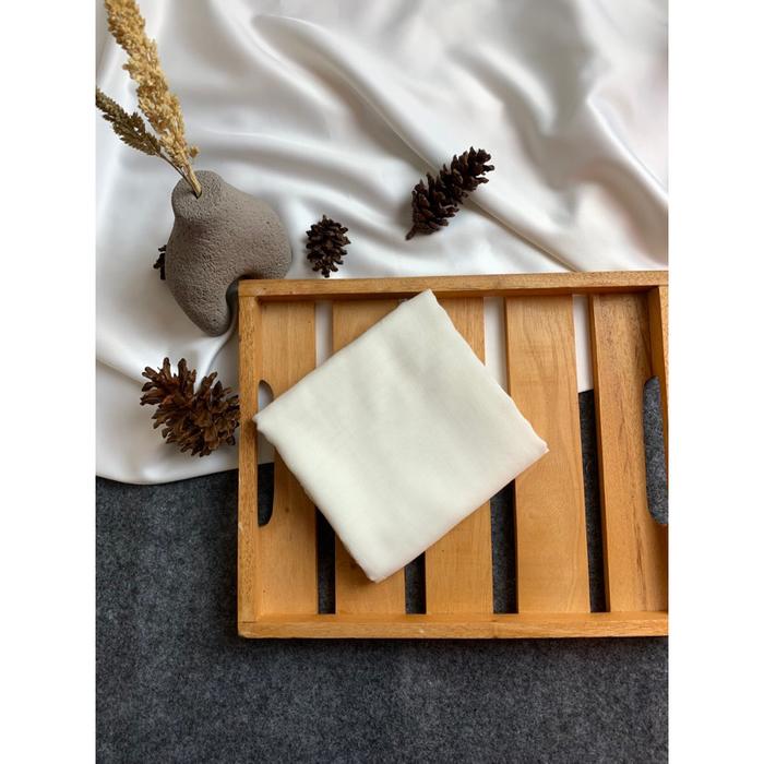 Gambar Segiempat Paris Old / Hijab Segiempat Paris Jadul Redrose Varisha - Putih Bw dari Ausya Hijab undefined Tokopedia