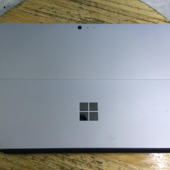Microsoft Surface Pro I5 6300u 4gb Ram 128gb Ssd 2736x1824 Likenew