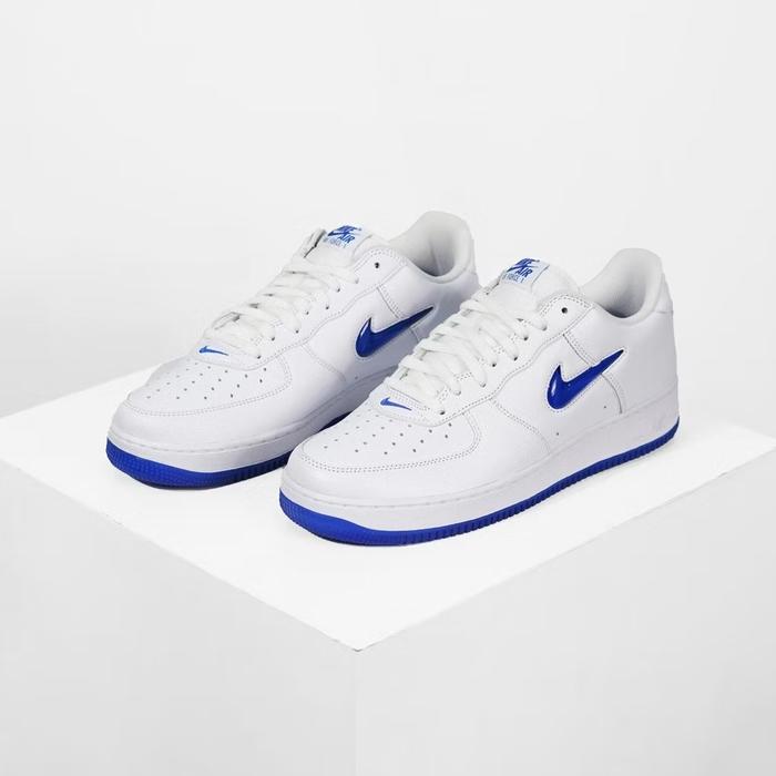 Jual Sepatu Sneaker Nike Air Force Low Retro Jewel Hyper Royal