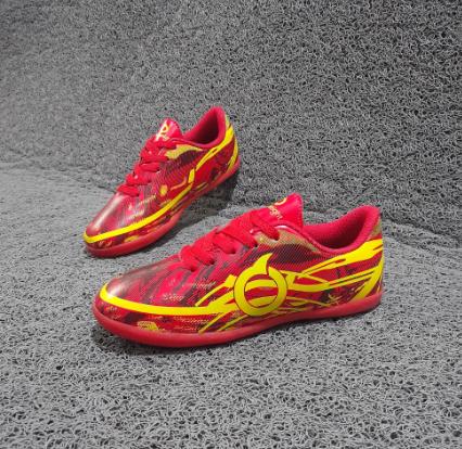 Gambar SEPATU FUTSAL ANAK ORTUS SHARK HIU / SEPATU FUTSAL ORTUSEIGHT CATALYST JOGOSALA - red yelow, 30 dari Havi Store98 undefined Tokopedia