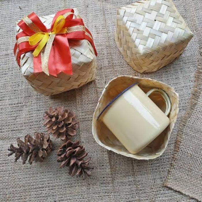 Gambar Keranjang Dodol Bambu Box Anyam Bambu Besek Souvenir Kado Pernikahan 12 x 12 x 7 Cm dari karlina29 store undefined Tokopedia