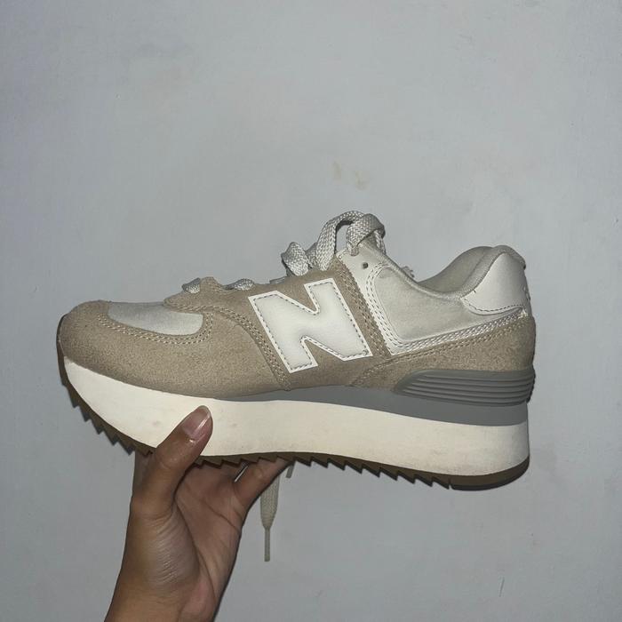 New Balance 574 Beige Woman
