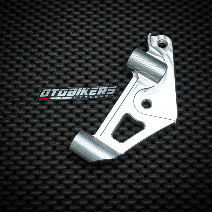 Gambar Breket Kaliper RADIAL 4P Nissin Twin Africa Pitc 100 Disc 300 MM 4 Piston RX King New Old  RX Series - RX King New, P100 - 300 mm dari OB JATENG undefined Tokopedia