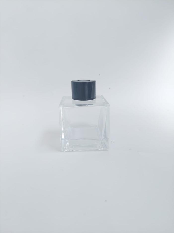 Gambar Botol Reed Diffuser Kotak CLEAR - 50 ml - Hitam dari Java Botol Kota Surabaya Tokopedia