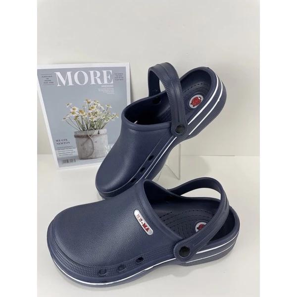 Gambar SANDAL BAIM CROCS PERAWAT PRAKTEK DOKTER UMROH HAJI PRIA WANITA WARNA PUTIH RINGAN ANTI SLIP UKURAN 39 dari Toko Optimal_NEW undefined Tokopedia