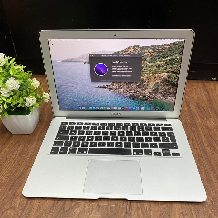 Macbook Air 13-inch Ci5 2015 4gb 128gb Second