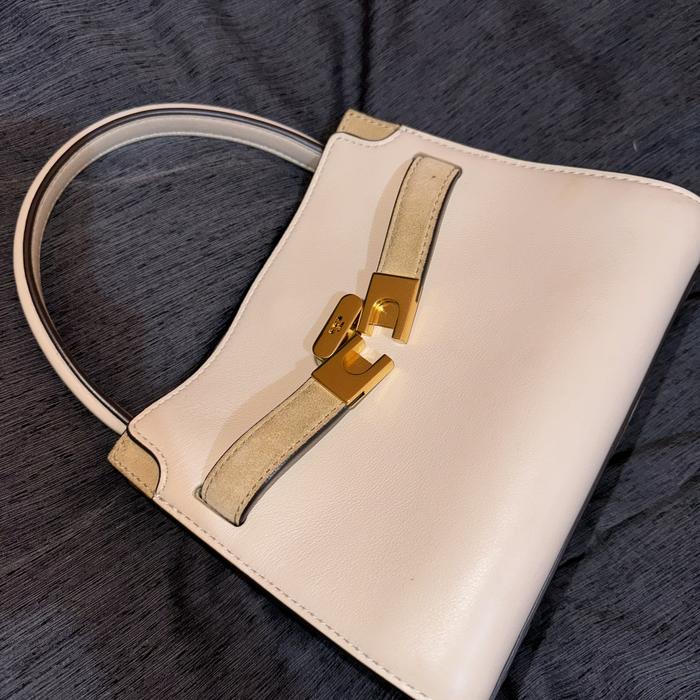 Senayan City Nike Hq Store Jual Tory Burch Original Store Senayan