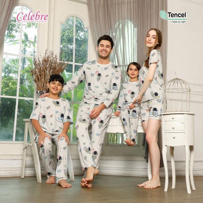 Gambar Piyama / Baju Tidur Anak & Dewasa 100% TENCEL Micro Modal Astronot Abu - Dewasa PDK/PDK, M dari nakashima undefined Tokopedia