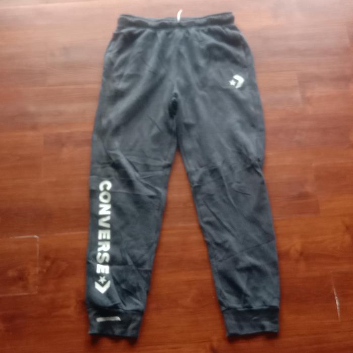 Gambar preloved Jogger Converse size M dari goodwill@store undefined Tokopedia