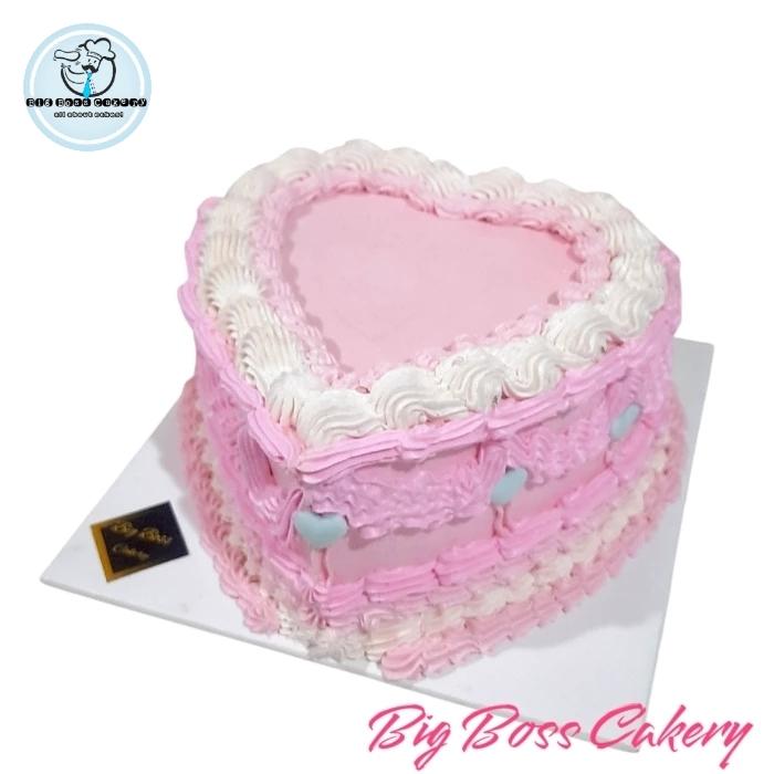 Gambar HEART CAKE KUE BENTUK HATI - 16cm, blackforest dari Big Boss Cakery undefined Tokopedia