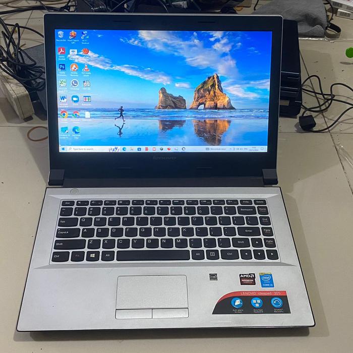 Radeon R5 M330 Lenovo Ideapad 300 I5 Jual Lenovo Ideapad 305 Core