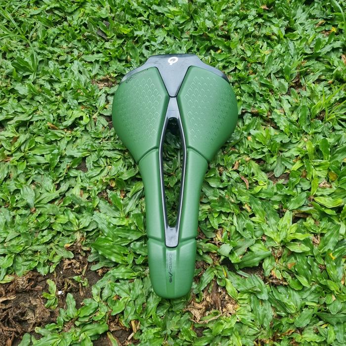 Gambar Sadel Saddle Prologo Scratch M5 PAS Tyrox rail 140 NOT Bukan Carbon Fizik Pro Stealth San Marco Selle Astute MCFK Berk S-Works Sworks 3D Bontrager Giant Schmolke Ax Lightness Fabric Repente Entity dari Ritte bike undefined Tokopedia