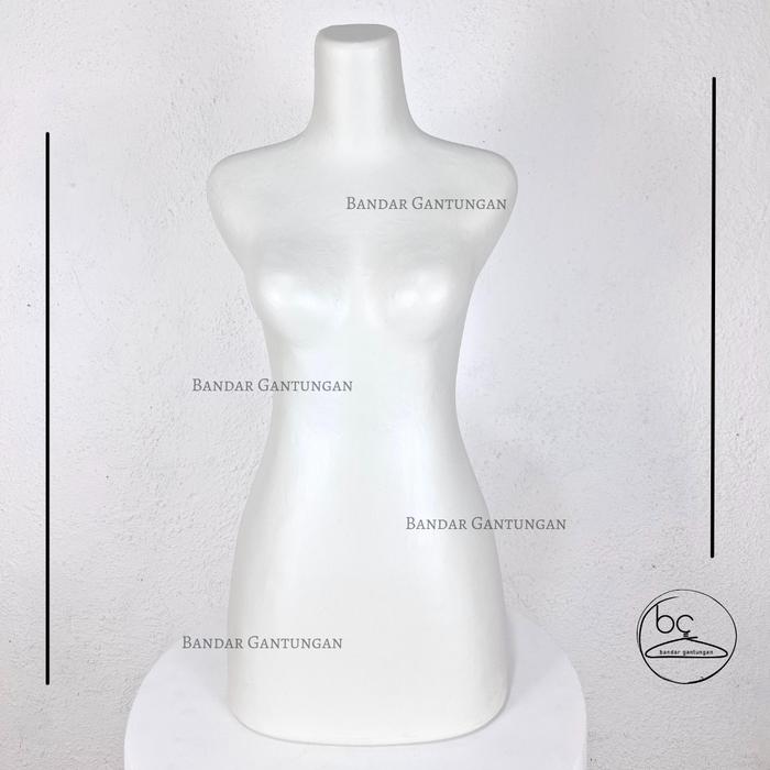 Gambar Manekin Dm Cewek Plastik Patung Setengah Badan Torso Tanpa Kepala-BH - BUTHEK dari BANDAR GANTUNGAN undefined Tokopedia