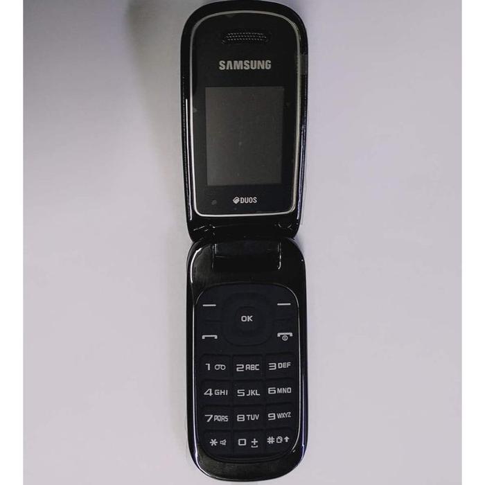 Gambar READY HP SAMSUNG CARAMEL E1272 TERMURAH HP SAMSUNG hp jadul samsung lipat samudradigital - Black dari Samudradigital undefined Tokopedia