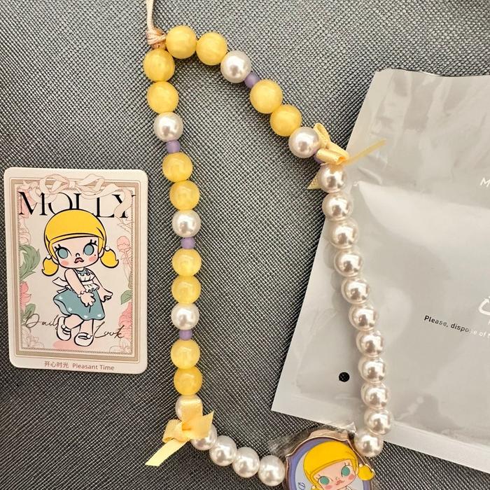 Gambar [POP MART] MOLLY PHONE CHARM - Kuning dari LoewJastip undefined Tokopedia