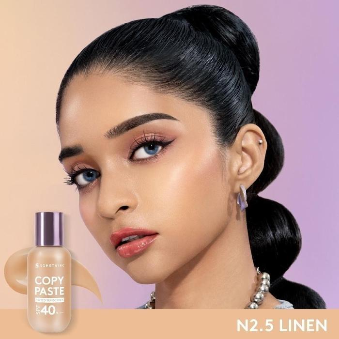 Gambar [ New ] Somethinc 2 Pcs Paket Copy Paste Tinted Sucreen X Makeup Copy Paste Tinted Sucreen Spf 40 Pa++++, Checkmatte Traferproof Lipstick, Hangover Smudgeproof Mascara, Srsly Setting Spray, Hooman Under Control Loose Powder New Launch - N02.5 Linen, SRSLY 50ml dari dilannstore undefined Tokopedia